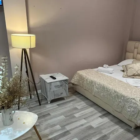 Apartamente * Tirana